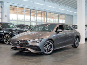 MERCEDES-BENZ CLA 200 AMG Line / Facelift / Rückfahrkamera / Ambientebeleuchtung