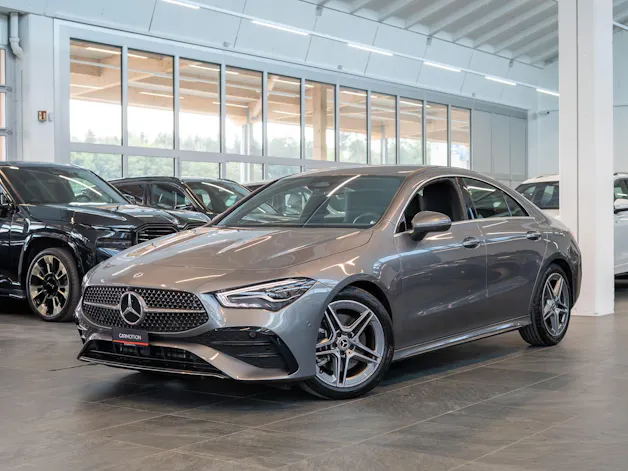 MERCEDES-BENZ CLA 200 AMG Line / Facelift / Rückfahrkamera / Ambientebeleuchtung