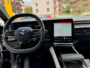 RENAULT Espace 1.2 E-Tech 200 Iconic