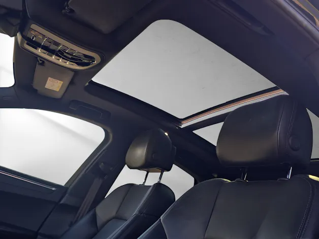 PORSCHE Macan PDK