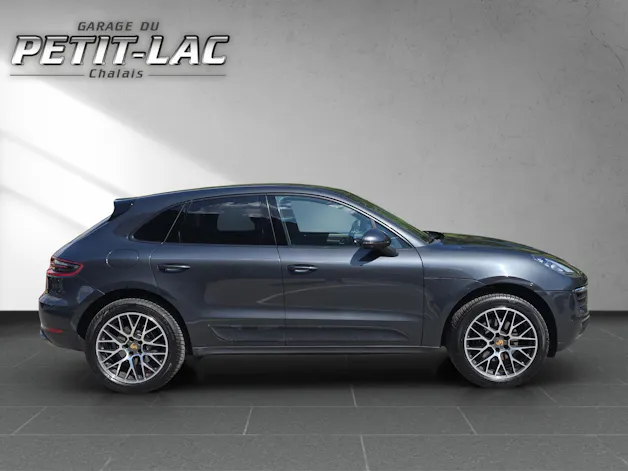 PORSCHE Macan PDK