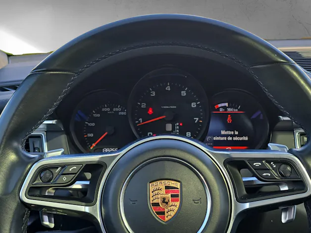 PORSCHE Macan PDK