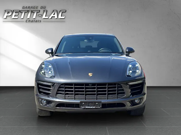 PORSCHE Macan PDK