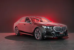 BMW 520i M Sport / Iconic Glow / Rückfahrkamera / el.Sitze