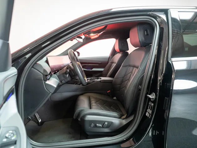 BMW 520i M Sport / Iconic Glow / Rückfahrkamera / el.Sitze