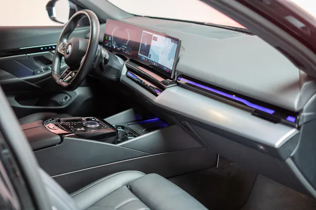 BMW 520i M Sport / Iconic Glow / Rückfahrkamera / el.Sitze
