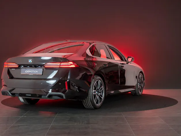 BMW 520i M Sport / Iconic Glow / Rückfahrkamera / el.Sitze