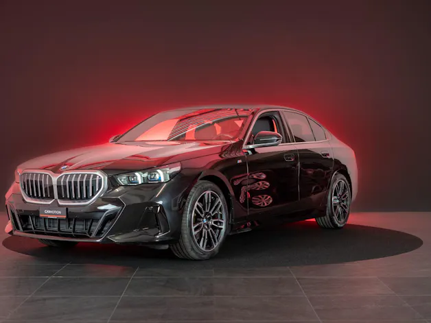 BMW 520i M Sport / Iconic Glow / Rückfahrkamera / el.Sitze
