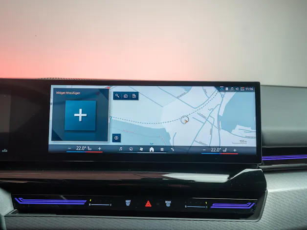 BMW 520i M Sport / Iconic Glow / Rückfahrkamera / el.Sitze