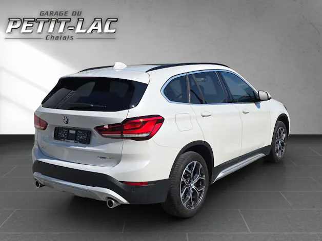 BMW X1 xDrive 20i xLine Steptronic