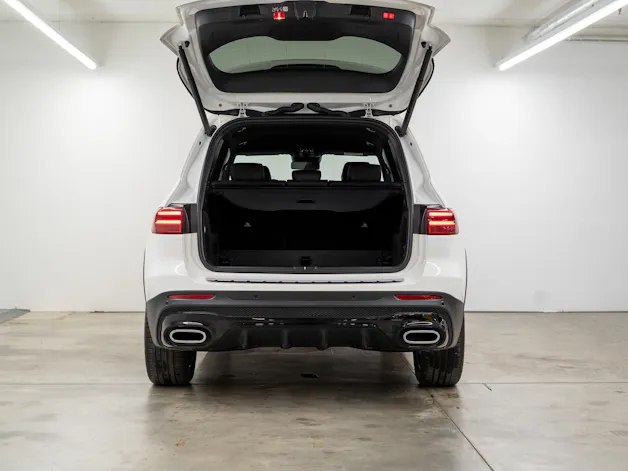 MERCEDES-BENZ GLB 250 AMG Line 4matic / Facelift / Rückfahrkamera / Ambientebeleuchtung