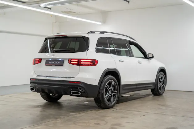 MERCEDES-BENZ GLB 250 AMG Line 4matic / Facelift / Rückfahrkamera / Ambientebeleuchtung