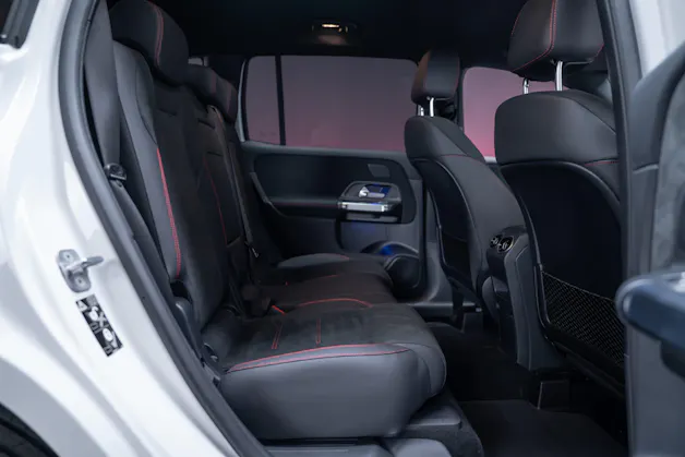 MERCEDES-BENZ GLB 250 AMG Line 4matic / Facelift / Rückfahrkamera / Ambientebeleuchtung