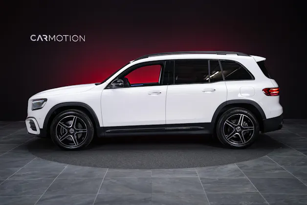 MERCEDES-BENZ GLB 250 AMG Line 4matic / Facelift / Rückfahrkamera / Ambientebeleuchtung