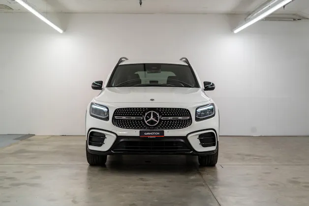 MERCEDES-BENZ GLB 250 AMG Line 4matic / Facelift / Rückfahrkamera / Ambientebeleuchtung