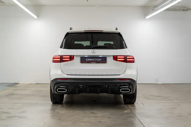 MERCEDES-BENZ GLB 250 AMG Line 4matic / Facelift / Rückfahrkamera / Ambientebeleuchtung