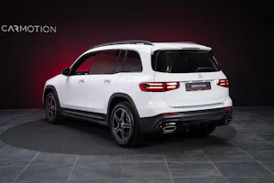 MERCEDES-BENZ GLB 250 AMG Line 4matic / Facelift / Rückfahrkamera / Ambientebeleuchtung