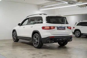 MERCEDES-BENZ GLB 250 AMG Line 4matic / Facelift / Rückfahrkamera / Ambientebeleuchtung