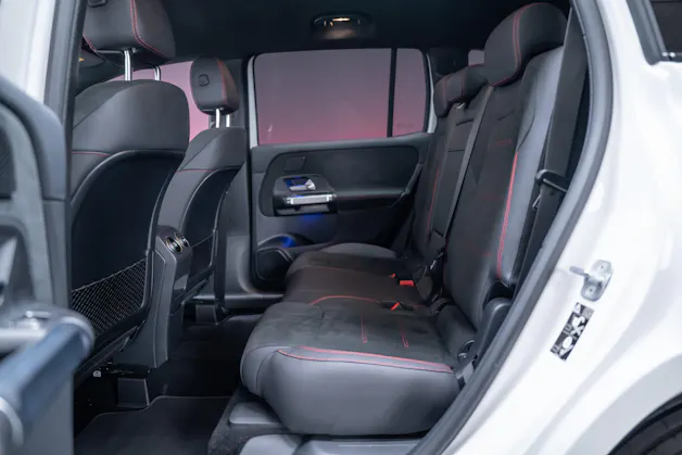 MERCEDES-BENZ GLB 250 AMG Line 4matic / Facelift / Rückfahrkamera / Ambientebeleuchtung