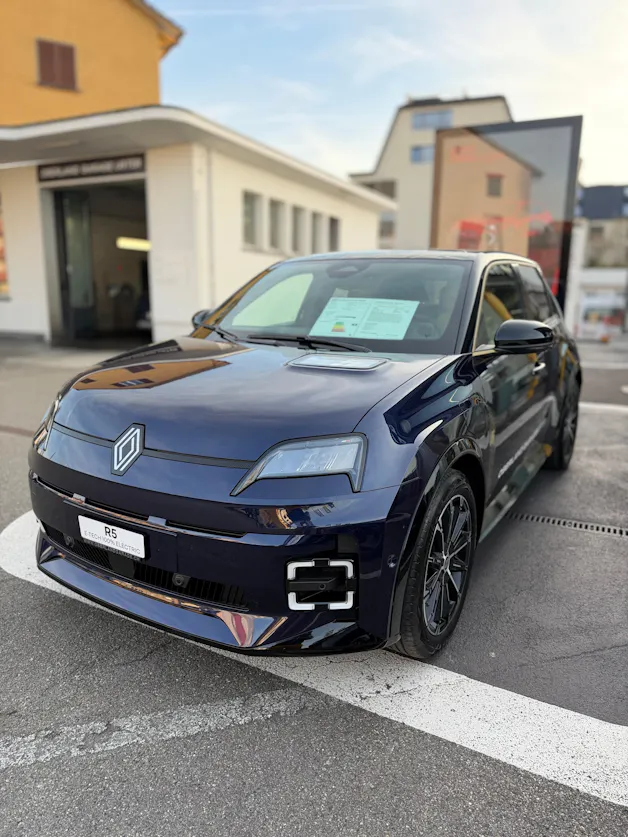 RENAULT R5 E-Tech Comfort Range 52 kWh Iconic Five
