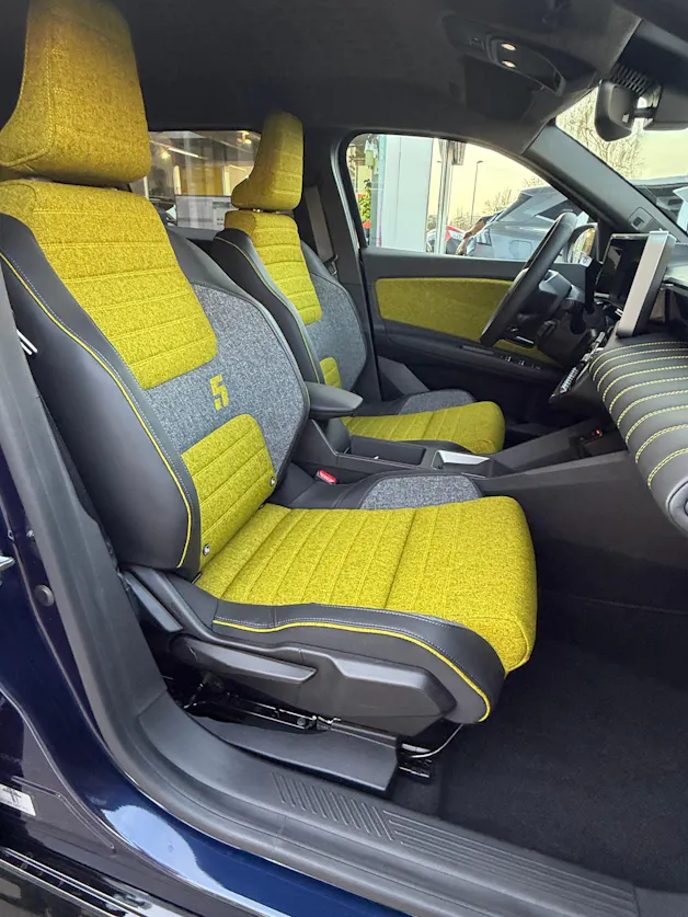 RENAULT R5 E-Tech Comfort Range 52 kWh Iconic Five