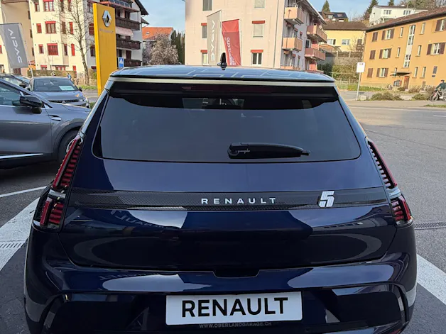 RENAULT R5 E-Tech Comfort Range 52 kWh Iconic Five