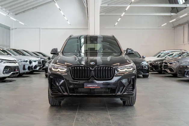 BMW X3 20i xDrive M Sport SAG / CH-Fahrzeug / 360§Kamera / el.Sitze