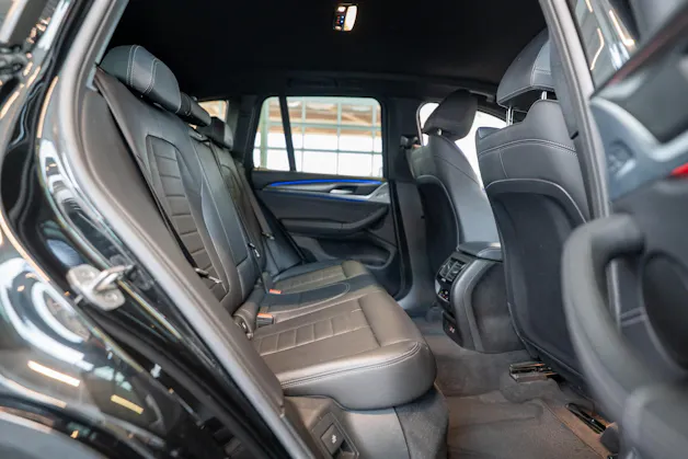 BMW X3 20i xDrive M Sport SAG / CH-Fahrzeug / 360§Kamera / el.Sitze