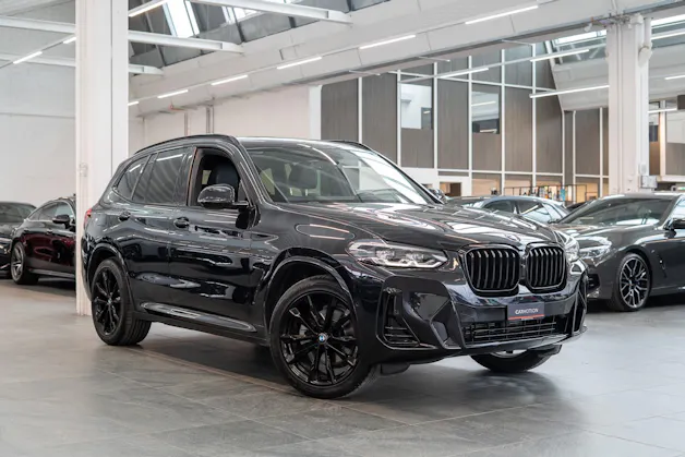 BMW X3 20i xDrive M Sport SAG / CH-Fahrzeug / 360§Kamera / el.Sitze