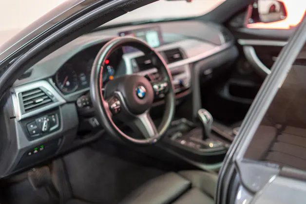 BMW 435d xDrive SAG Gran Coupé / CH-Fahrzeug / Glasdach / HeadUp