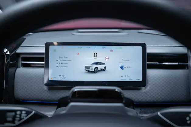 JAECOO 7 1.5TGDI HEV Exclusive DCT / Panorama-Schiebedach / Head-Up Display / 360° Kamera