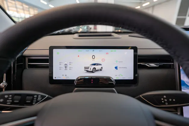 JAECOO 7 1.5TGDI HEV Exclusive DCT / Panorama-Schiebedach / Head-Up Display / 360° Kamera