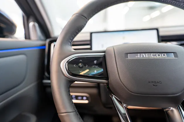 JAECOO 7 1.5TGDI HEV Exclusive DCT / Panorama-Schiebedach / Head-Up Display / 360° Kamera