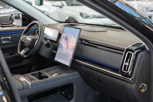 JAECOO 7 1.5TGDI HEV Exclusive DCT / Panorama-Schiebedach / Head-Up Display / 360° Kamera