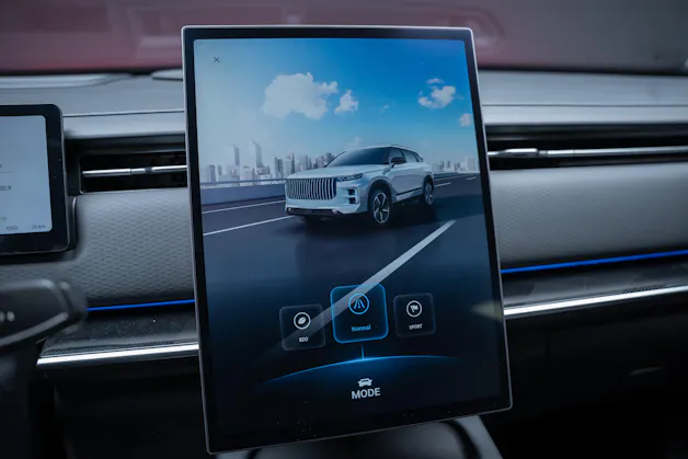 JAECOO 7 1.5TGDI HEV Exclusive DCT / Panorama-Schiebedach / Head-Up Display / 360° Kamera