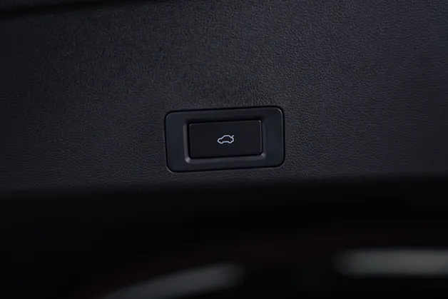 JAECOO 7 1.5TGDI HEV Exclusive DCT / Panorama-Schiebedach / Head-Up Display / 360° Kamera