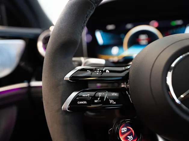 MERCEDES-BENZ AMG GT 53 4matic+ / Facelift / Carbon Keramik Bremsen / Glasdach / 360°Kamera /