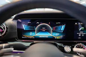 MERCEDES-BENZ AMG GT 53 4matic+ / Facelift / Carbon Keramik Bremsen / Glasdach / 360°Kamera /