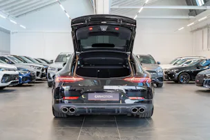 MERCEDES-BENZ AMG GT 53 4matic+ / Facelift / Carbon Keramik Bremsen / Glasdach / 360°Kamera /