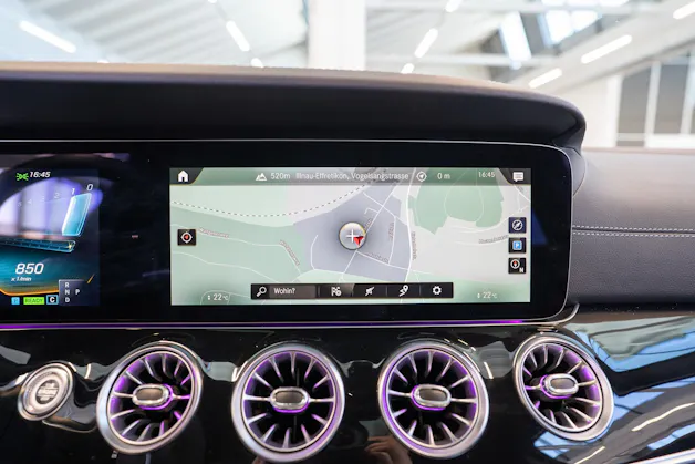 MERCEDES-BENZ AMG GT 53 4matic+ / Facelift / Carbon Keramik Bremsen / Glasdach / 360°Kamera /