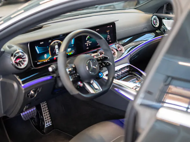 MERCEDES-BENZ AMG GT 53 4matic+ / Facelift / Carbon Keramik Bremsen / Glasdach / 360°Kamera /