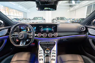 MERCEDES-BENZ AMG GT 53 4matic+ / Facelift / Carbon Keramik Bremsen / Glasdach / 360°Kamera /