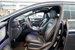 MERCEDES-BENZ AMG GT 53 4matic+ / Facelift / Carbon Keramik Bremsen / Glasdach / 360°Kamera /