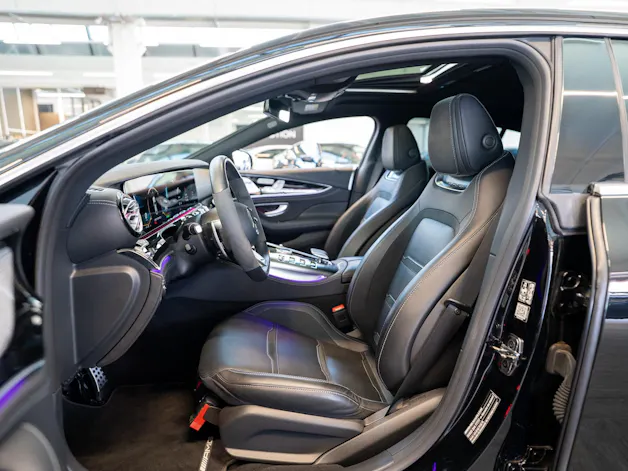 MERCEDES-BENZ AMG GT 53 4matic+ / Facelift / Carbon Keramik Bremsen / Glasdach / 360°Kamera /
