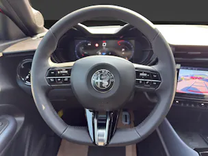 ALFA ROMEO Junior 1.2 48V Hybrid Sprint TECH
