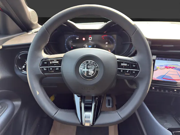 ALFA ROMEO Junior 1.2 48V Hybrid Sprint TECH