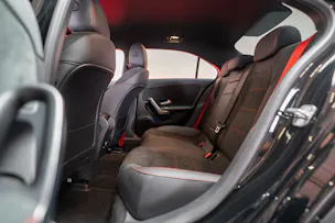 MERCEDES-BENZ A 35 AMG 4matic Limousine / Facelift / Rückfahrkamera / Ambientebeleuchtung