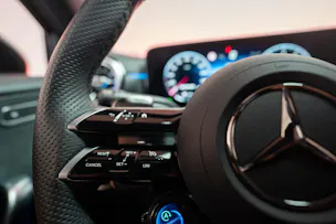 MERCEDES-BENZ A 35 AMG 4matic Limousine / Facelift / Rückfahrkamera / Ambientebeleuchtung