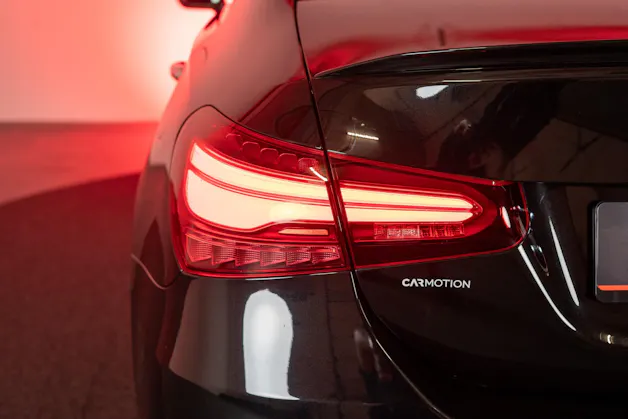 MERCEDES-BENZ A 35 AMG 4matic Limousine / Facelift / Rückfahrkamera / Ambientebeleuchtung