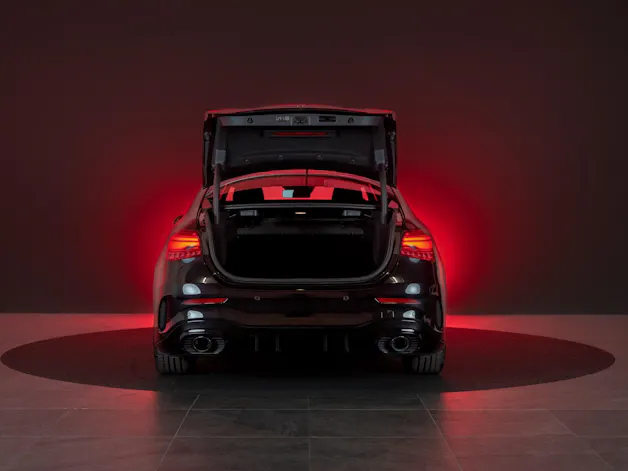 MERCEDES-BENZ A 35 AMG 4matic Limousine / Facelift / Rückfahrkamera / Ambientebeleuchtung
